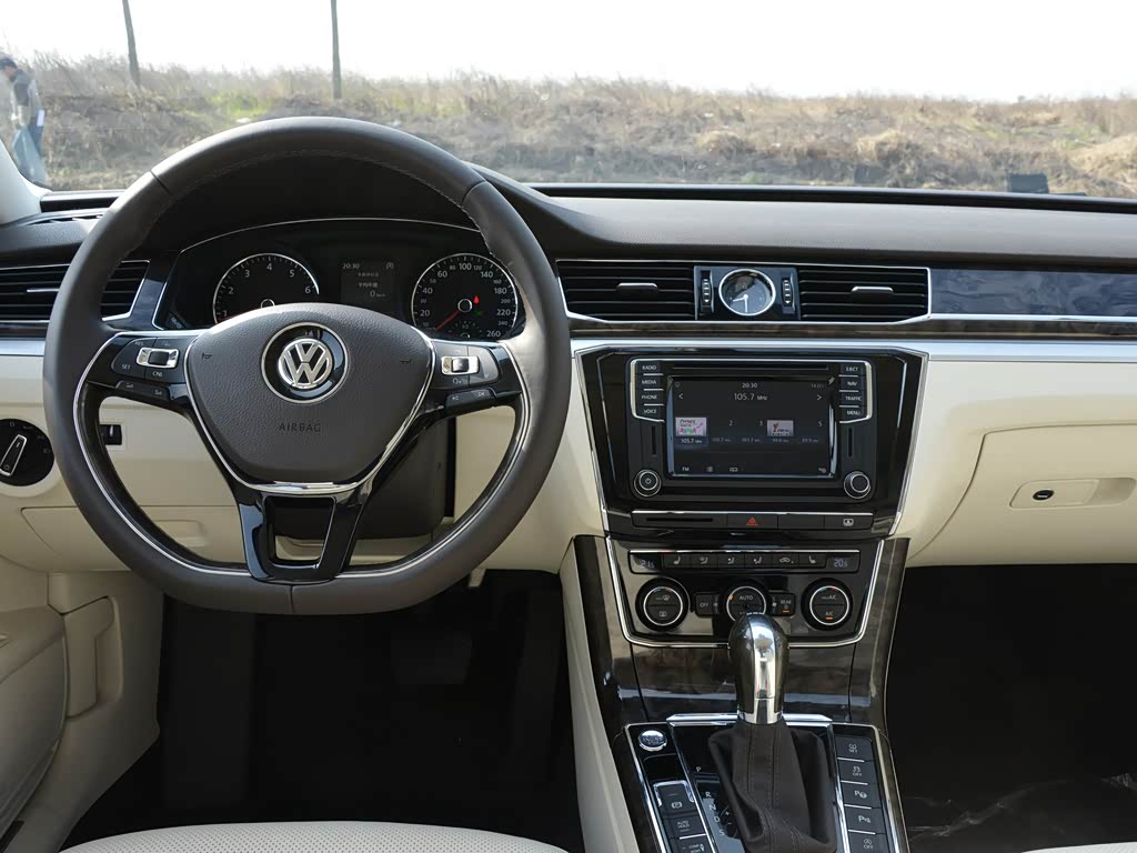 上汽大众 帕萨特 2016款 380tsi dsg至尊版