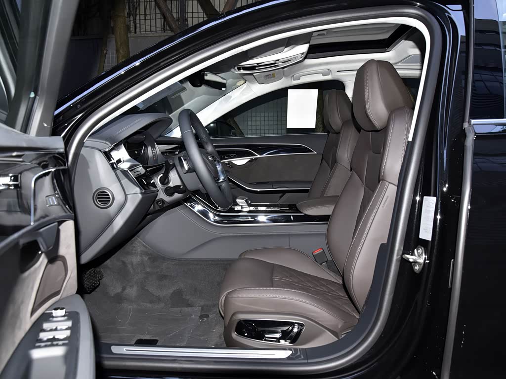 奥迪(进口) 奥迪a8新能源 2022款 a8l 60 tfsie quattro 典藏版