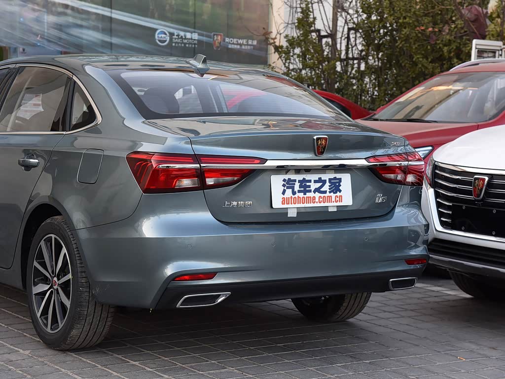 上汽集团 荣威i6 2018款 20t 自动互联网智尊版