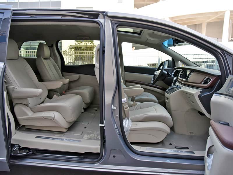 上汽通用别克 别克gl8 2017款 25s 尊贵型 国v