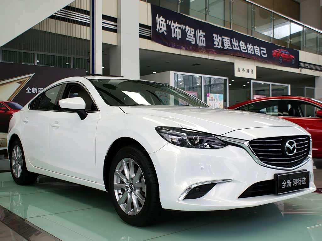 一汽马自达 阿特兹 2017款 2.0l 蓝天时尚版