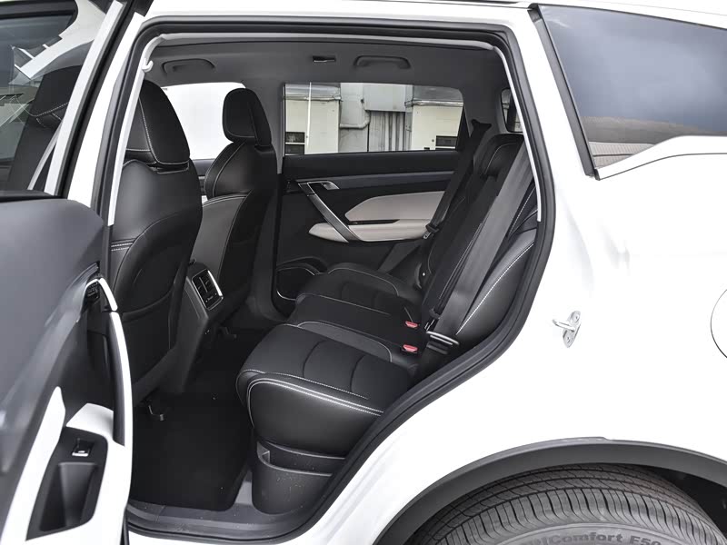 吉利汽车 博越 2022款 博越x 1.8td dct智慧型