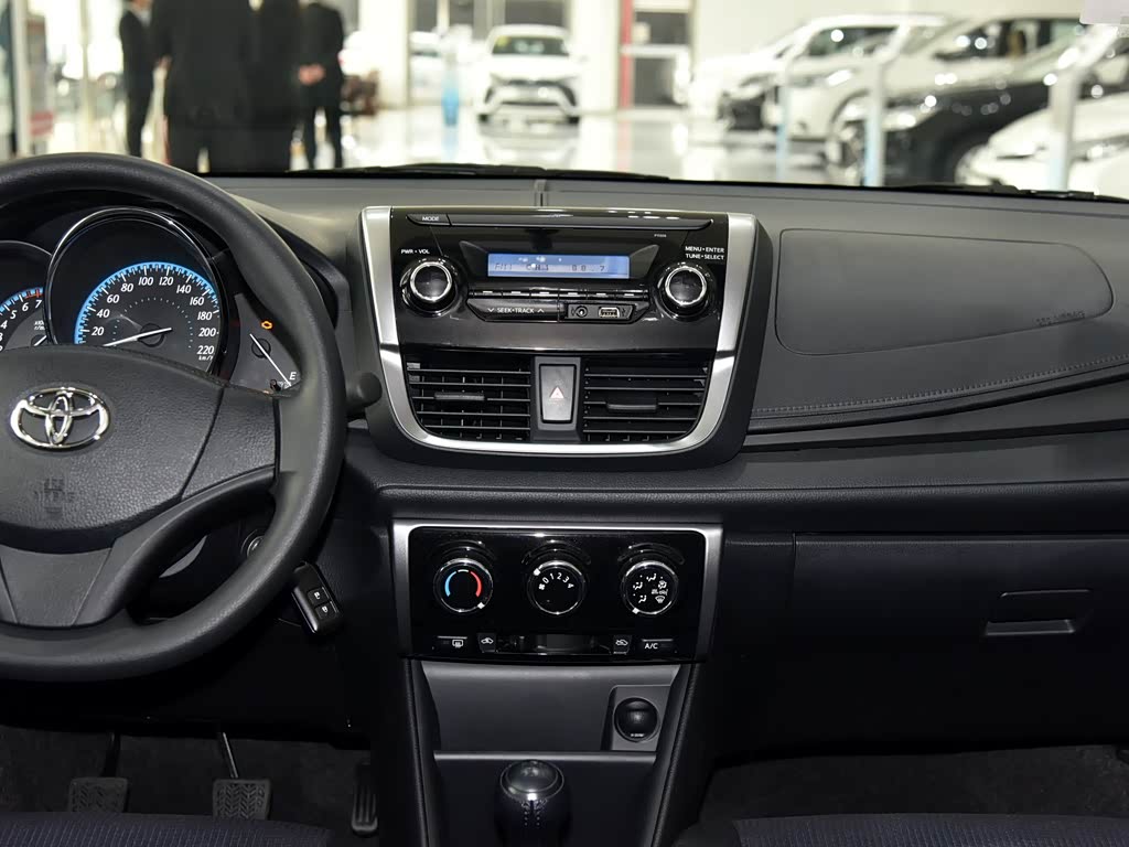 广汽丰田 yaris l 致享 2017款 1.3e 手动魅动版