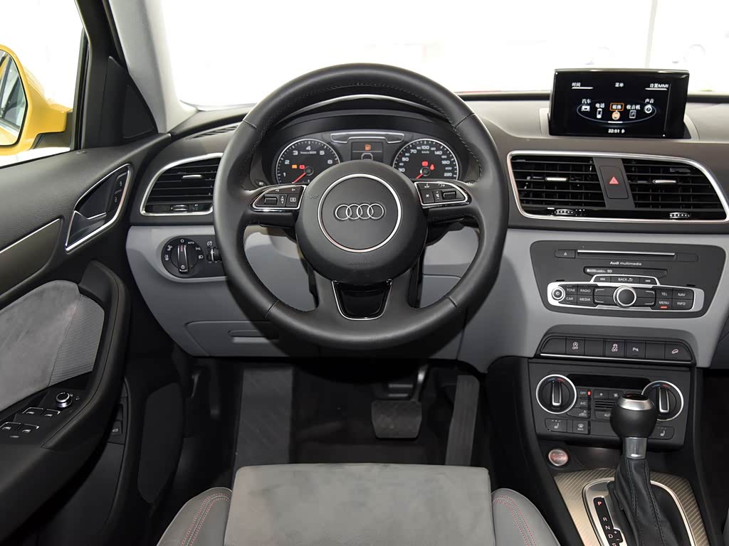 一汽-大众奥迪 奥迪q3 2017款 35 tfsi quattro 全时四驱运动型 中控
