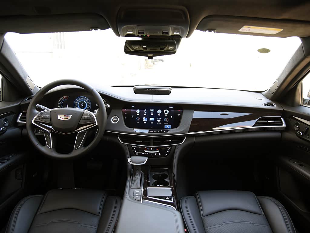 上汽通用凯迪拉克 凯迪拉克ct6 2017款 28t 铂金版