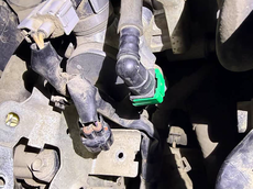 马自达CX-5换碳管电磁阀