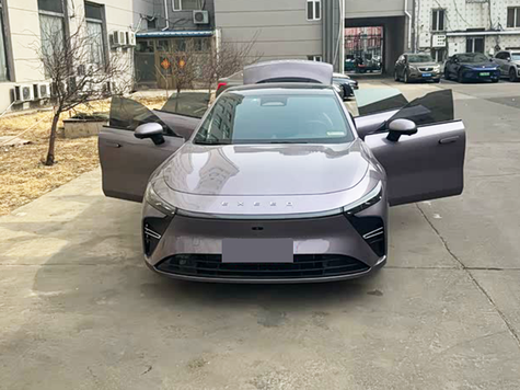 满足家用需求 星纪元 ES提车分享