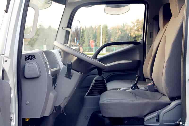 福田奥铃cts超级轻卡