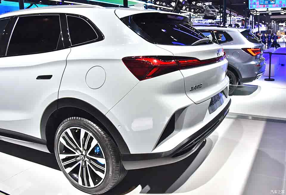 造型简约前卫 图说全新荣威r marvel-r