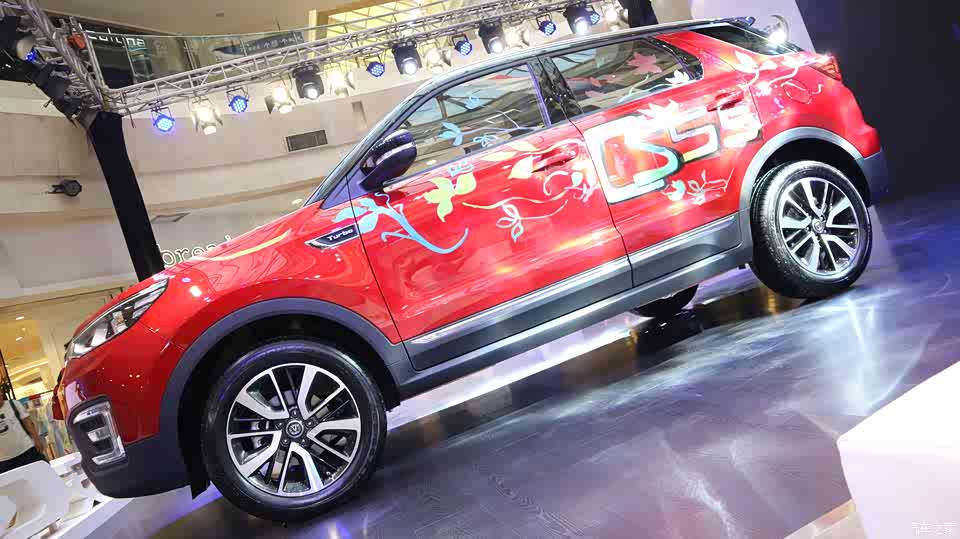 【图】新轻年智色suv 长安cs55炫酷上市 _汽车之家