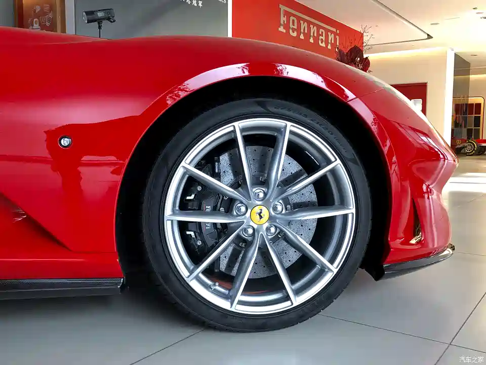 图 售530万起法拉利812 Gts公布国内价格 汽车之家