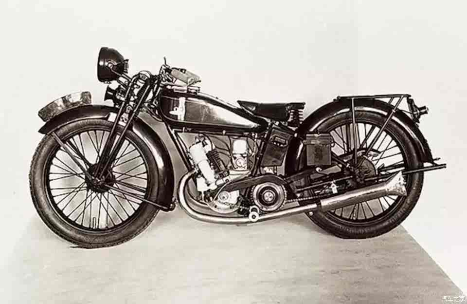 1930年马自达生产的250cc摩托车