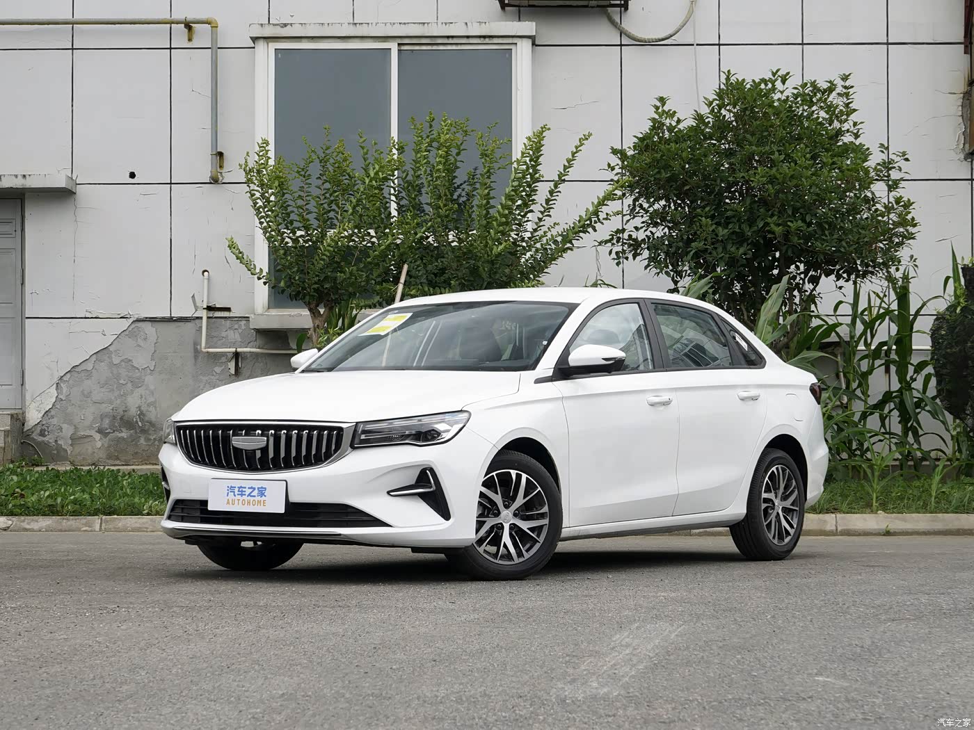 Geely Emgrand 2026 2026款 第5代 1.5T DCT旗舰型